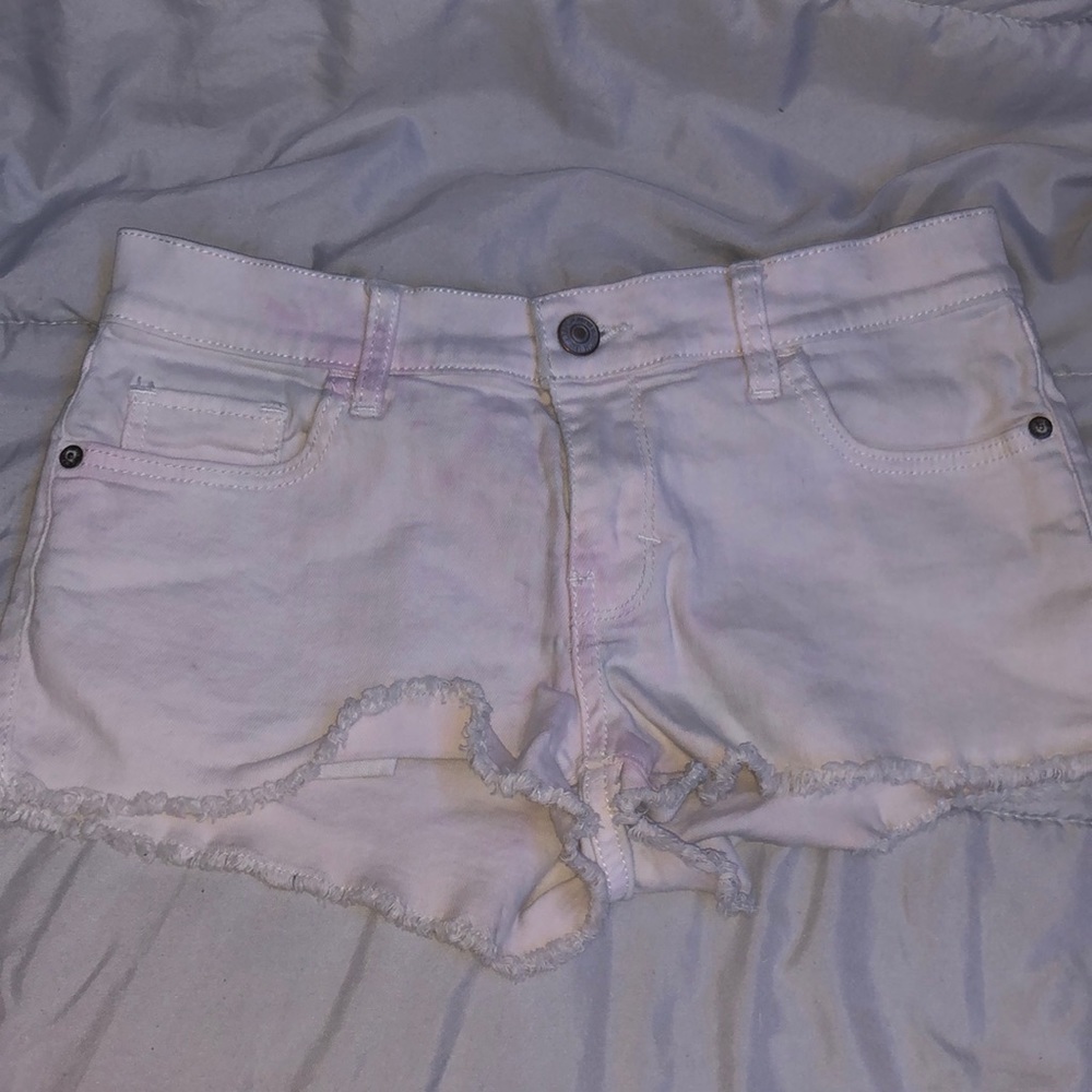 white jean shorts